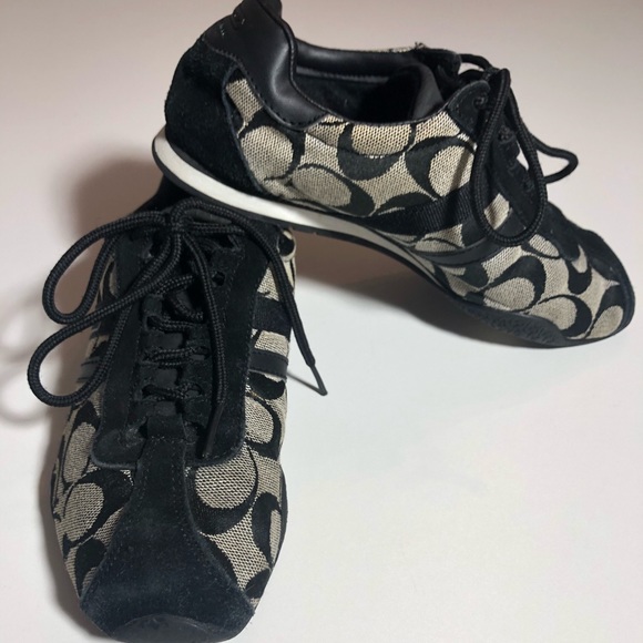 gray coach sneakers